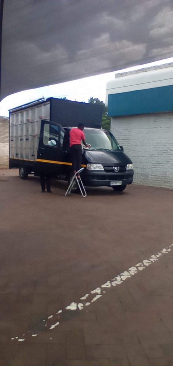 DJ_Buhle's tweet photo. My next client could be on the TL ... Kindly RT - Sound Rigs. 

djbuhle@gmail.com for enquiries. https://t.co/Xy9cqdlGHI