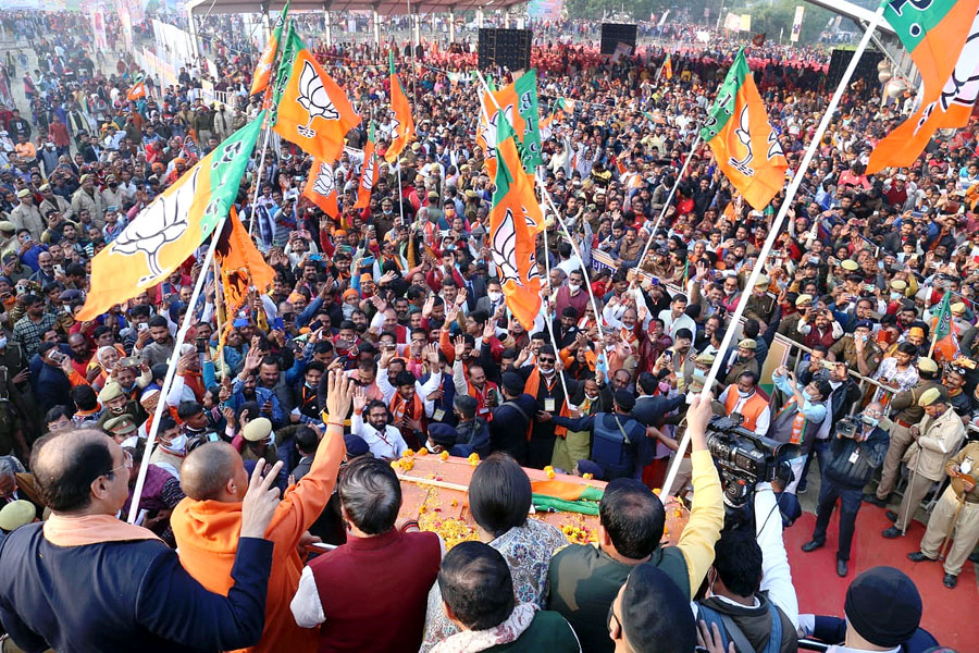 myogiadityanath's tweet photo. अमेठी के 'जन विश्वास' की हुंकार... https://t.co/ahKRal29xh