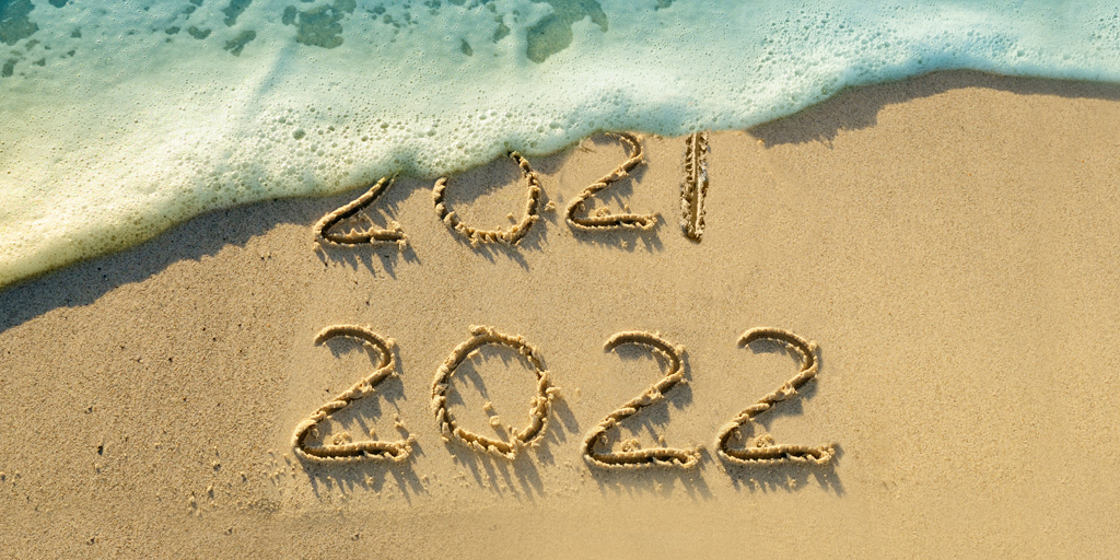 WaterlooMgmt's tweet photo. As unpredictable as 2021 was there were still some positives – from the chance to develop new skills, to spending more time with family. Now that #newyear2022 has arrived it’s time to review 2021, move past the negatives, and carry the positives forward: https://t.co/wkdOiWBnRe https://t.co/HfTvYTsPmU