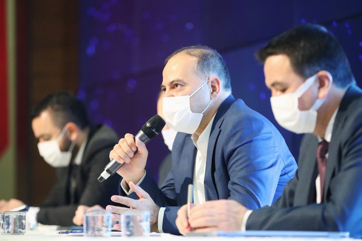 ofatihsayan's tweet photo. Bugün BTK'da gelecek için heyecan verici yeni bir teknolojinin çalıştayını gerçekleştirdik.

Sektör temsilcilerimizle birlikte, düşük yörünge haberleşme uydu sistemlerini değerlendirerek, ülkemiz için izleyeceğimiz yol haritası üzerinde istişarelerde bulunduk. https://t.co/zKgmiMNPtb