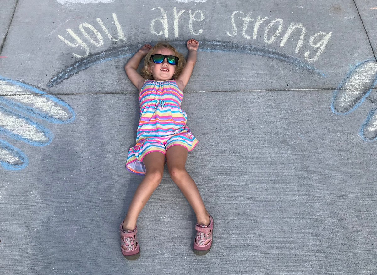 TeriRheinheimer's tweet photo. The past two years made us all stronger, and in 2022, let’s spread seeds of happiness together💗 2022 we are excited to begin 🎊@SparkPositive1 #livebright #SPARK #NewYear2022 https://t.co/cLFyomyJ9X
