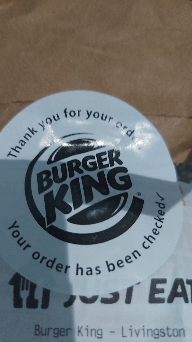 EdinburghPAR's tweet photo. @BurgerKingUK Ordered a BK through @JustEatUK and half the items didn't arrive. The fact you can't phone someone or get it sent is a disgrace! I have children with no food and I can do nothing about it! Can't tell you how raging I am #disgrace https://t.co/Xxb7JBoJeN