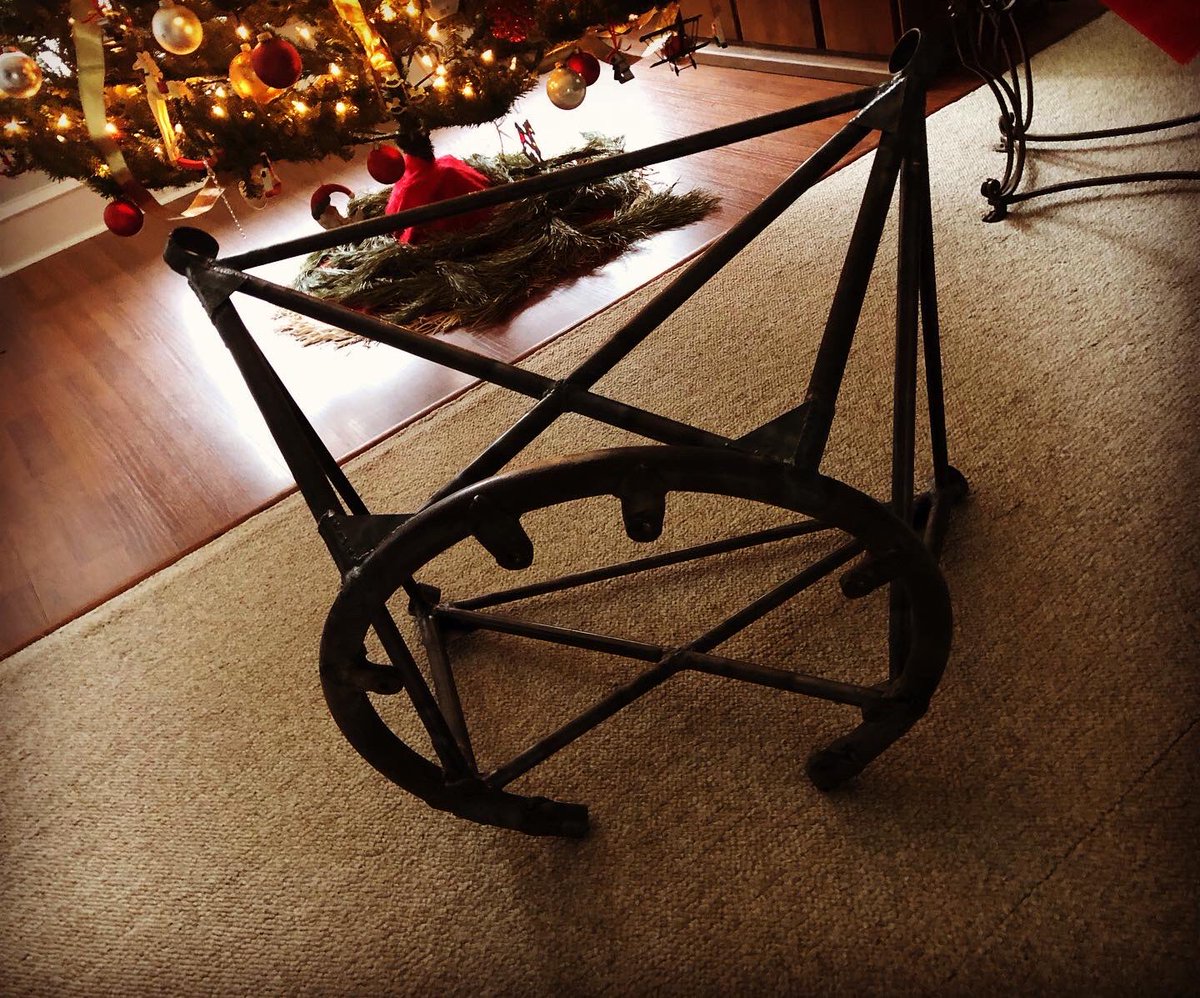 HAPPY NEW YEAR! And… the engine mount is FINISHED (the crowd roars). 😎👍🏼 #biplane #bigassbird3 #avgeek #skybolt #eaa #HappyNewYear