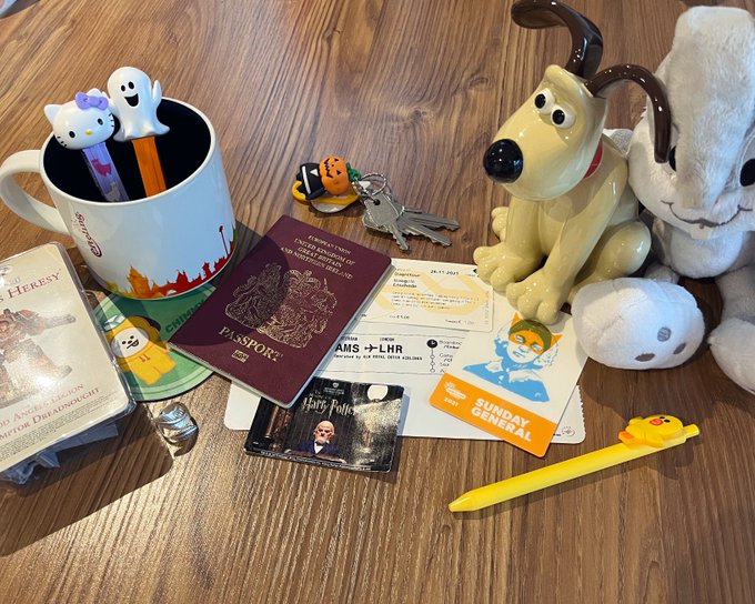 it was very up and down, but all things considered i had a good year. got a place of my own, met over