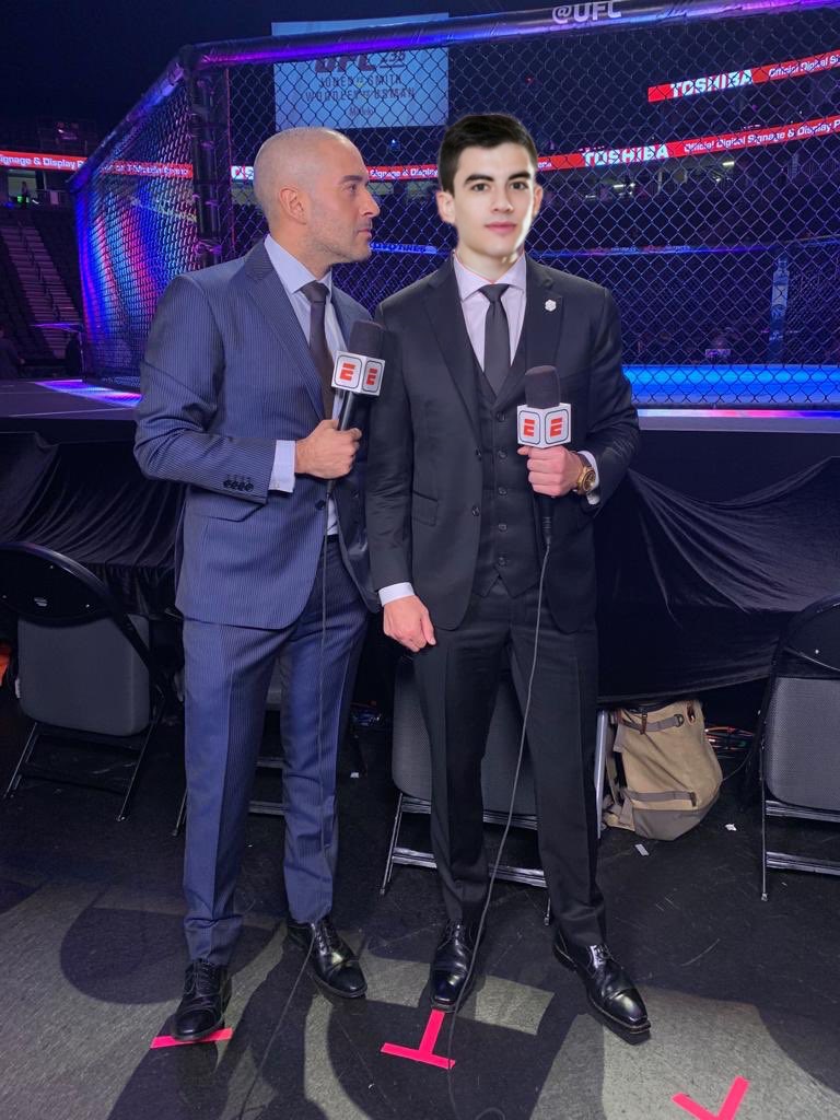 RT @DovySimuMMA: gotta love jon anik & dominick cruz on the mic. https://t.co/azkNYCxqdL