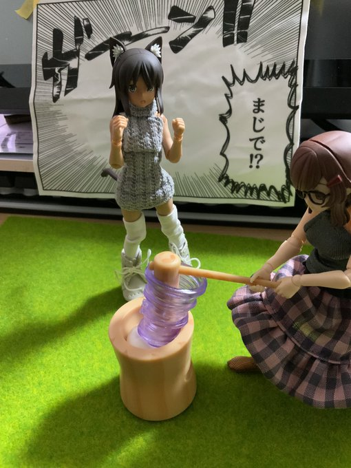 今日見かけたこのガチャポンの効果音クロスおもしれえな… 