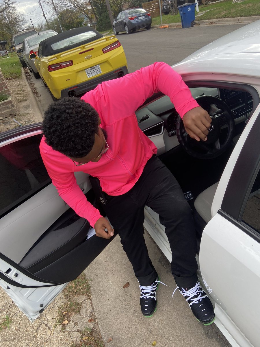 iammlb___'s tweet photo. β remember days when I was basic π£, remember days I had to take it π₯ , I ainβt rich but far from broke π°, I pray to god one day I make it π¦Άπ½ β
#AAE #AboveAllEnt #4MB πβοΈ.
#viral #explore #explorepage β½οΈ https://t.co/jT3WTsIWz9