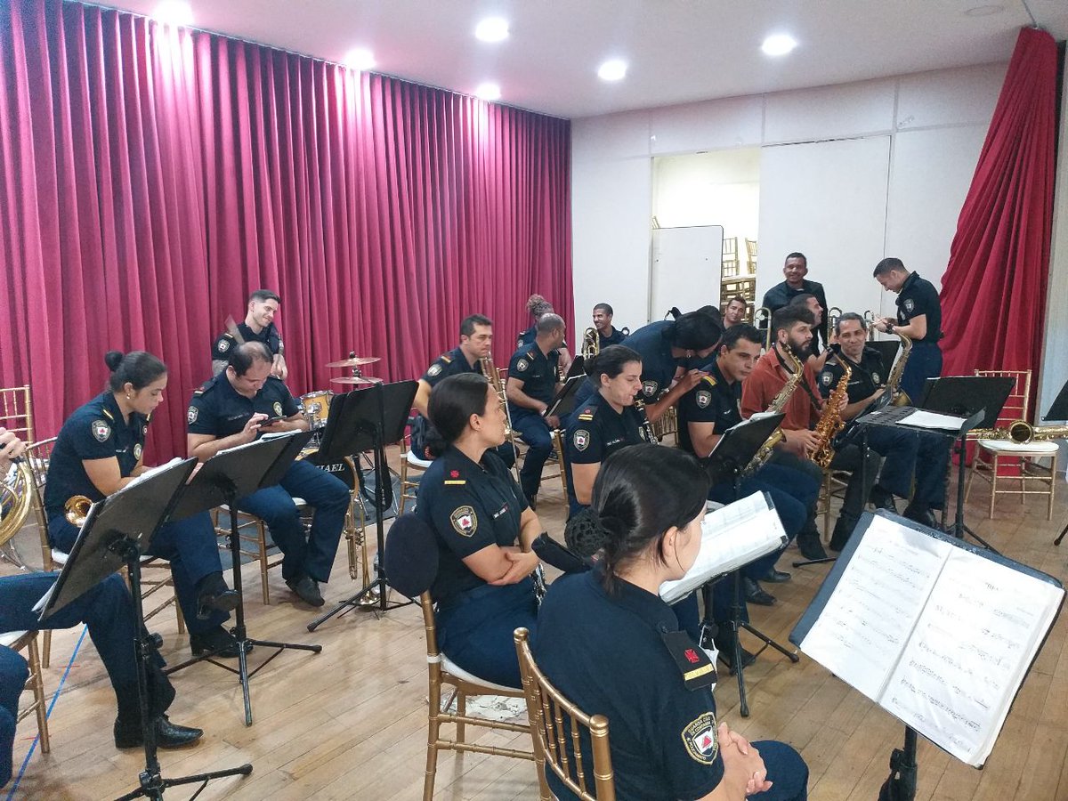 GuardaContagem's tweet image. Banda da Guarda Civil fecha o ano de 2021 com saldo positivo
contagem.mg.gov.br/novoportal/ban…