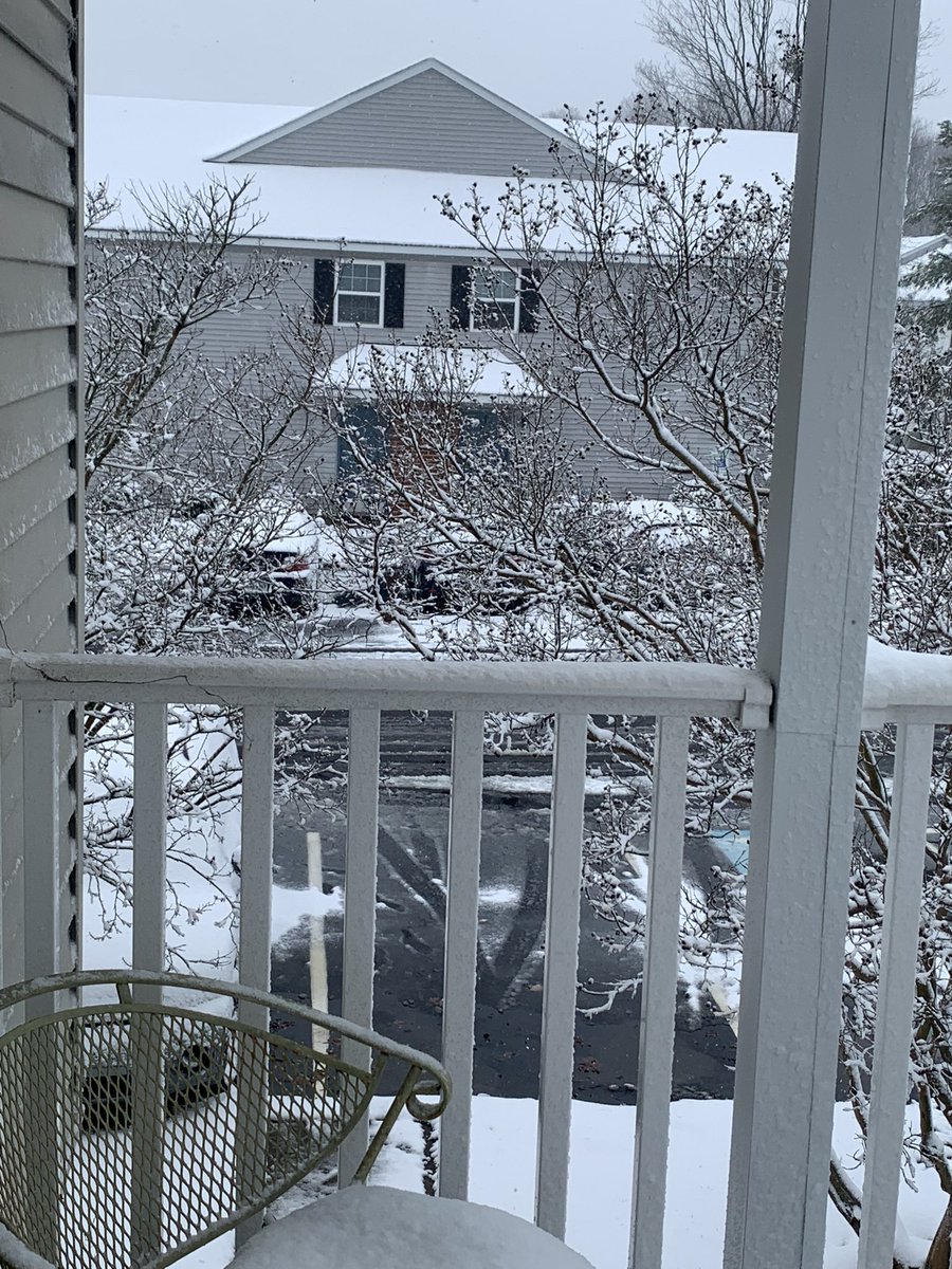 worldlang_vhs's tweet photo. @AthleticsVarina @VHS_BlueDevils @CatsVhs Here’s the view from the East End. I’m thinking we will get 1 more day https://t.co/9IOUr5Pjz6