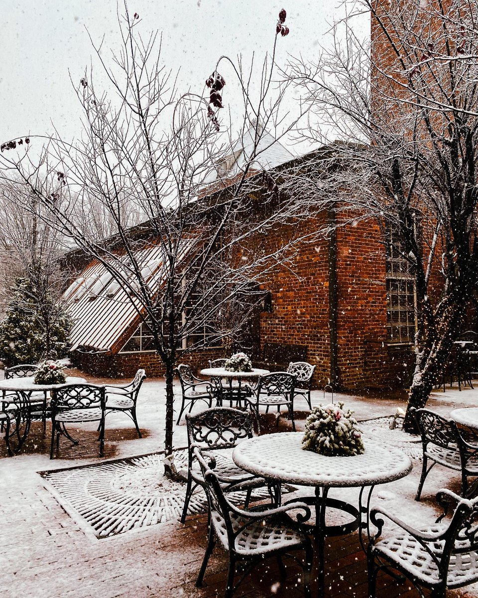 Brookstown Inn tweet media