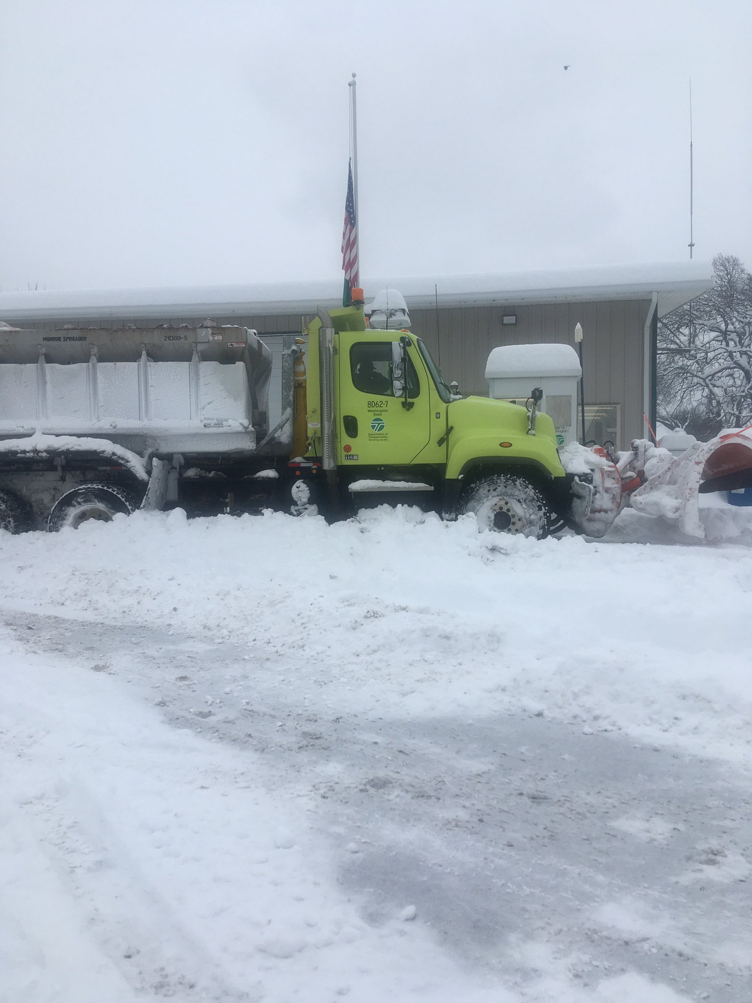 WSDOT SW on Twitter "Update Both directions of SR 14 remain CLOSED to