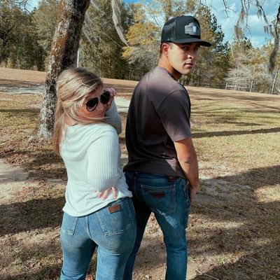 aschestang's tweet photo. #NewProfilePic I sure do love this man of mine! 😍 https://t.co/qmlwWnjt9l
