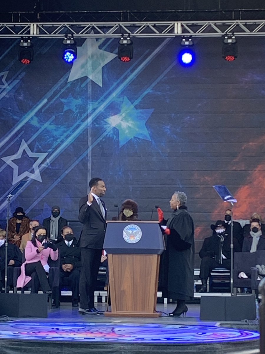 Ángel Cabrera tweet media