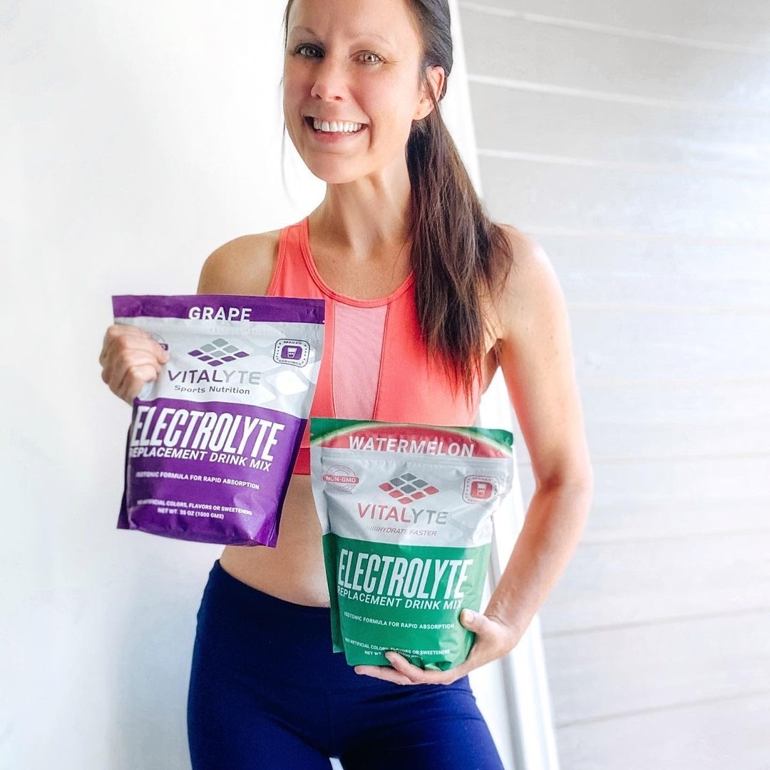 It's that time of year! New Year means New Resolutions ⁠
for reaching health and fitness goals:⁠
🎇⁠
Stay happy, healthy and hydrated in the New Year!
🥂⁠
Enjoy 22% off for the first 2 weeks of 2022 use code: NEWYEAR22 at vitalyte.com⁠
📷⁠
<a href="/therunningwife/">therunningwife</a>