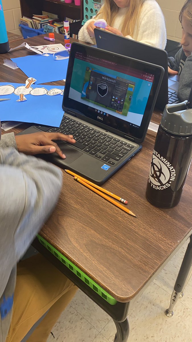 Mrs_Blohm's tweet photo. Back at it with @legendlearning to review properties of matter! @NISDLeonSprings @graciemespinoz4 @Jkuhlmann4567 #LSEgrows https://t.co/qrkWuQLtQv