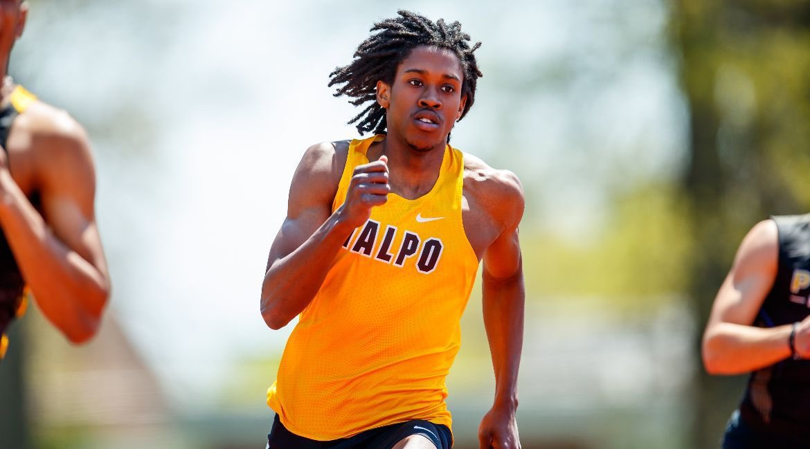 iknowkaii's tweet photo. Blessed to receive my 2nd D1 offer from Valparaiso University 💛🤎🤍#GoBeacons #trackandfield #AGTG https://t.co/1nVsjXD5hA