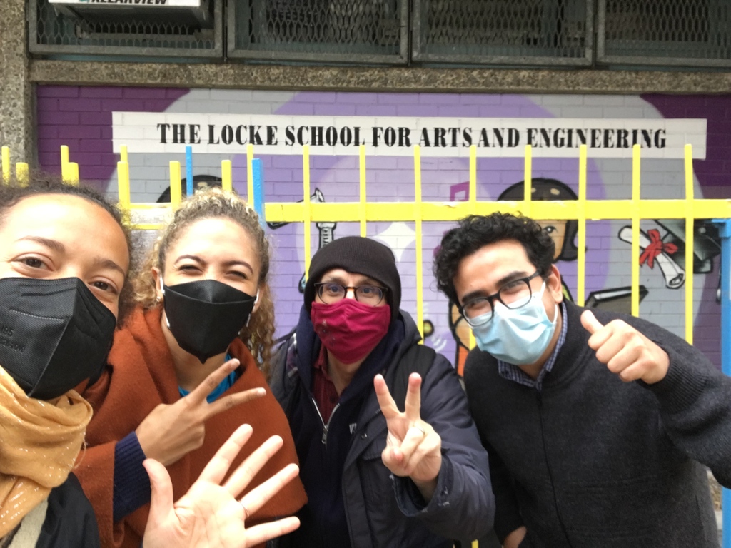 NationalDance's tweet photo. Our teaching team Calia, Eliana, Jerry and Alex have been having a blast with the dancers at PS 185 in Harlem! The @LockeSchoolNYC has been a partner with us for a year, and already they feel like family. Here's to many more joyous years to come!
#NDI #ndiDancer #keepdancing https://t.co/z9jZ4Mx7Jj