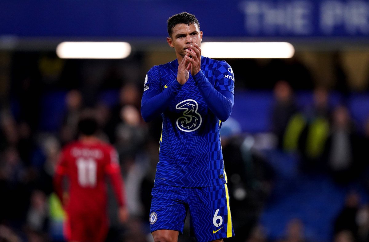 buckr14's tweet photo. Great to have Silva for another year, great player and role model for other players 🔵⚪️ @tsilva3 @ChelseaFC #KTBFFH #CFC https://t.co/A966klgHdg