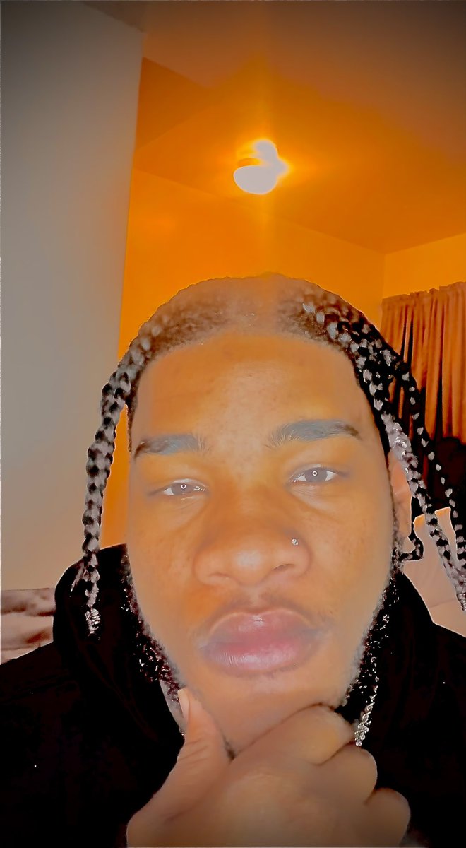 TrevtheR's tweet photo. Chilling fr https://t.co/FhcWauEkc3