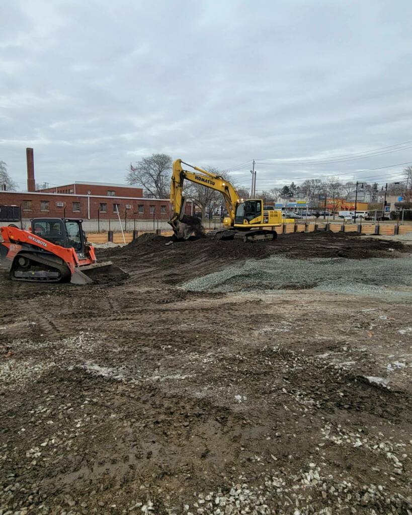 Valiant_America's tweet photo. City Farm’s Site work is progressing nicely with shoring and fill to prepare the site for the new foundations #new #construction #buildings #building #cannabisconstruction #architecture #design #work #dispensary #cultivation https://t.co/o5Lq6ZnbZA https://t.co/XtloauaMHF