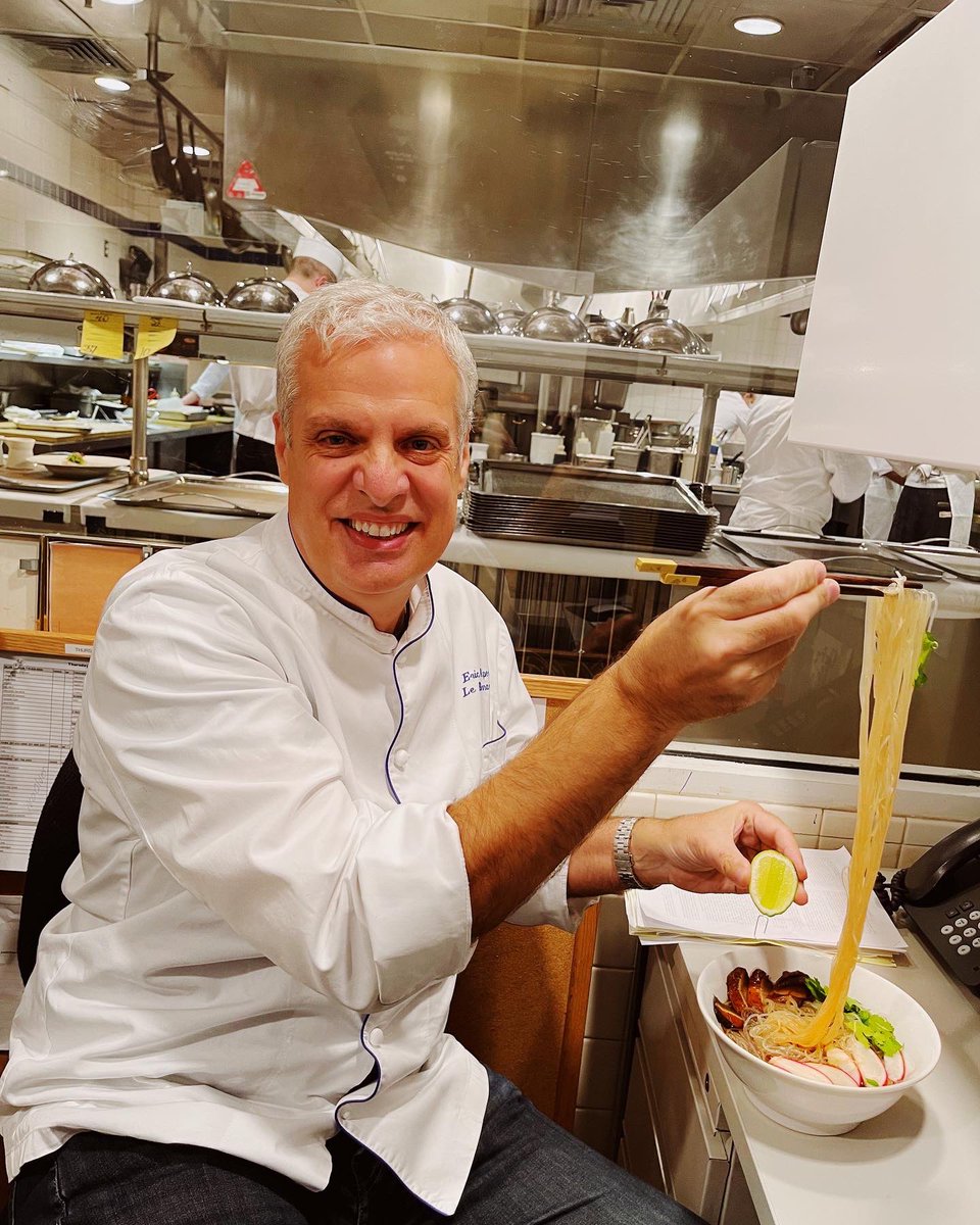 ericripert's tweet photo. 2022 HEARTWARMING DISH
Vietnamese Pho to warm up on this cold winter day in between lunch & dinner service @LeBernardinNY . Swipe for the full recipe to make at home from #VegetableSimple! 😀👍🏻 https://t.co/L26Q76YZVH