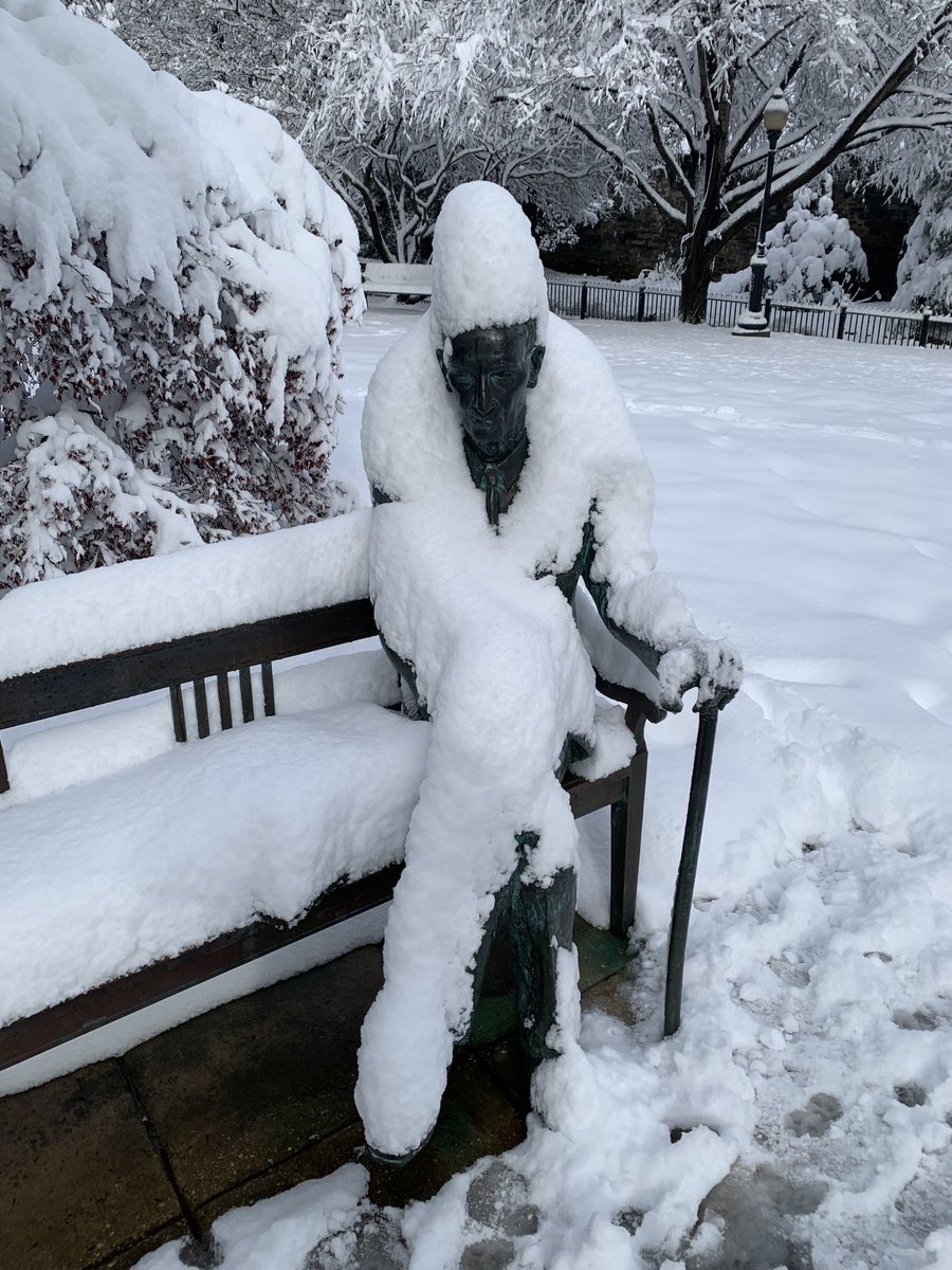 emdiefisher's tweet photo. The upside of losing power indefinitely and having to go to campus just to make coffee and finish syllabi: this is⁩ ⁦@Georgetown⁩ right now https://t.co/PwxnSnmcaF