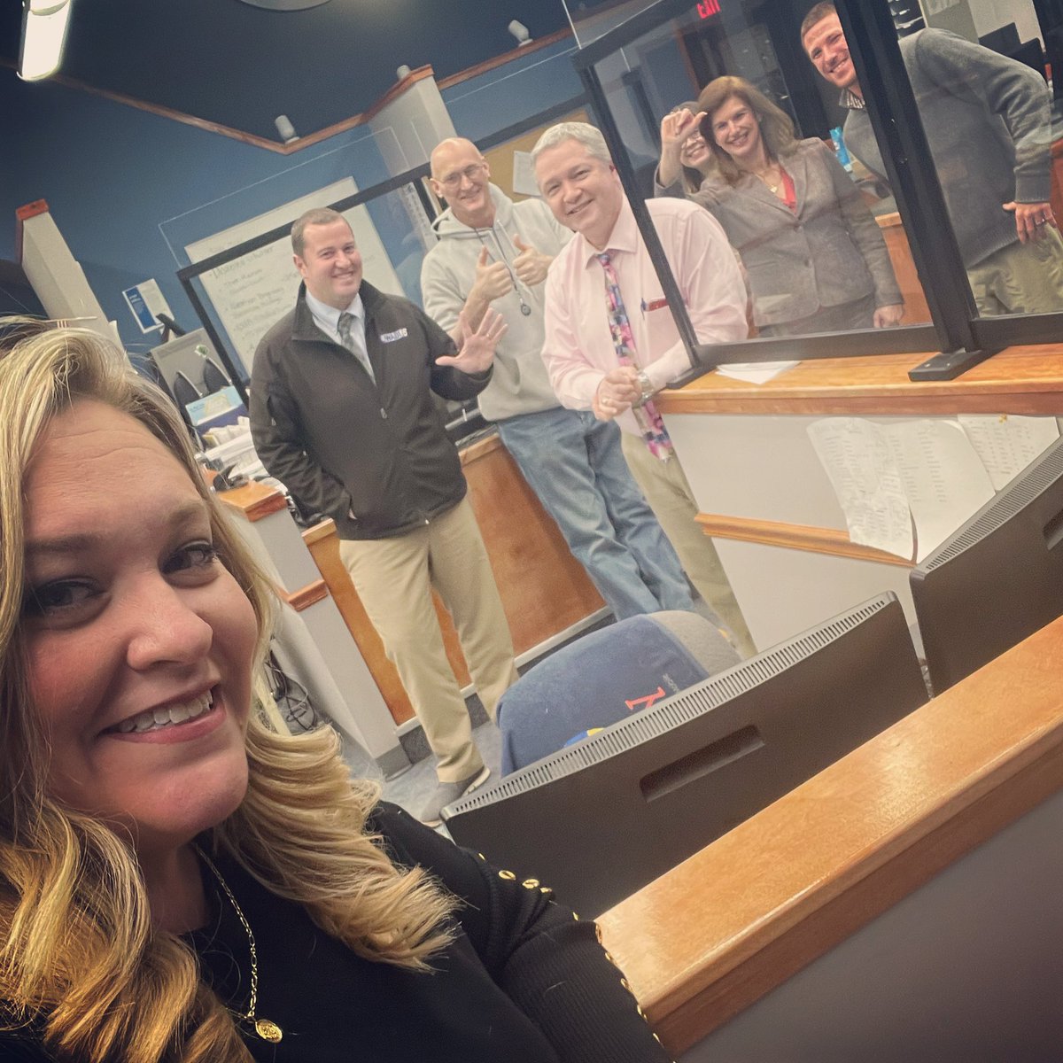 MorganWABI's tweet photo. ✨I’M BACK!!!✨New Year — New Role!! I’m excited to let you all know I’m back at WABI TV5 as the Assistant News Director!! I have big shoes to fill but I’m thrilled to be back in news and back with this team! You can also catch me Monday - Friday at noon!! Happy New Year!!!💛🎥📺 https://t.co/gxFuummdZ8