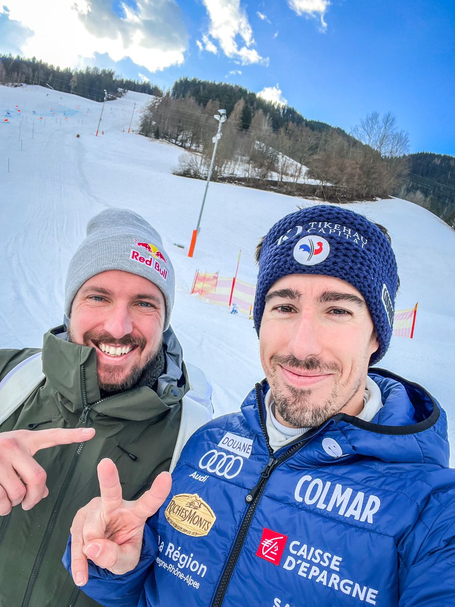 vmuffatjeandet's tweet photo. Slalom training with a young rookie today… 🤪🙈 nice to see you the GOAT 🔥🤩 sorry for all the selfies 🤷♂️😉 #Generation89 #TimeFlies #ForeverYoung #ForTheLoveOfSkiing #Legend
@MarcelHirscher https://t.co/80k0z7ZEKk