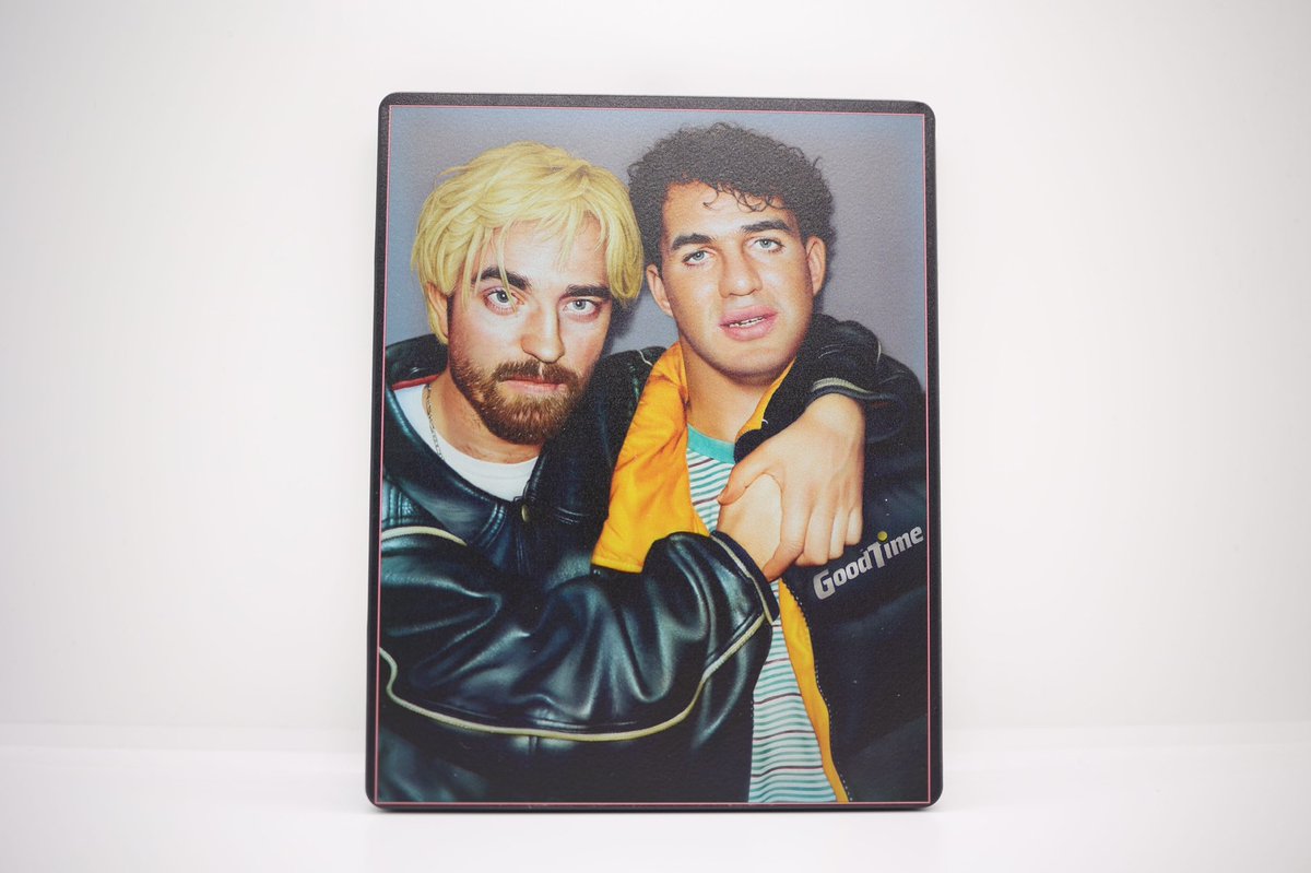 TheCollekterYT's tweet photo. A custom steelbook i made for my all time fav film “Good Time”
#GoodTime #A24 #SafdieBrothers #RobertPattinson #Steelbook #CustomSteelbook #GoodTimeMovie https://t.co/gQ2Cr2eToE