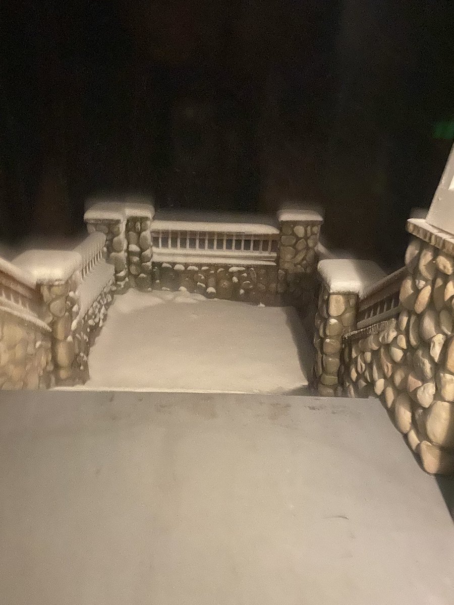 tkinsrob's tweet photo. I think it’s safe to say winter has made it here https://t.co/afeQpPPVe2