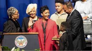 KeishaBottoms's tweet image. I’ve been asked how I did “it”and the answer is simple. I have been blessed with the BEST husband, children, family, and village anyone could ask for.