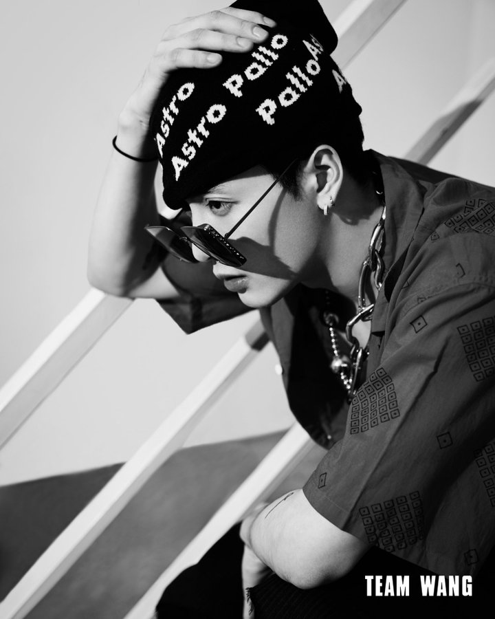 SAIPYOU's tweet image. Excuse me sir?!  @JacksonWang852