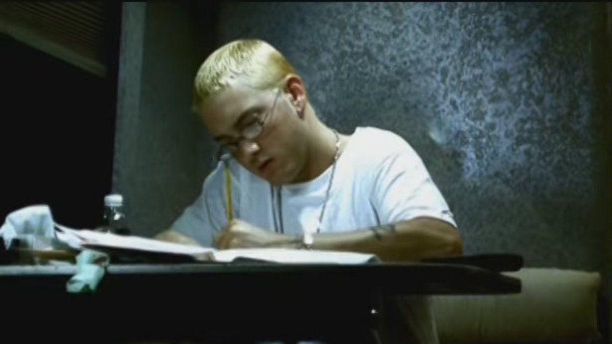 Eminem stan feat. Eminem Стэн. Клип Эминема Стэн. Eminem Dido Stan. Стэн фанат.
