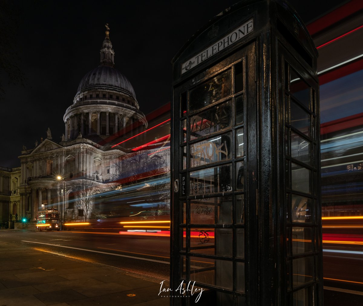 TheBadger66's tweet photo. St Paul's in London, with a very old #routemaster bus in the background!

Instagram https://t.co/ZlliOk6snT

@ThePhotoHour #ThePhotoHour #WexMondays #Sharemondays2022 #fsprintmonday #FSCaptures #streetsnap #streetphotography #PhotoOfTheDay https://t.co/n9ayTMoSrd