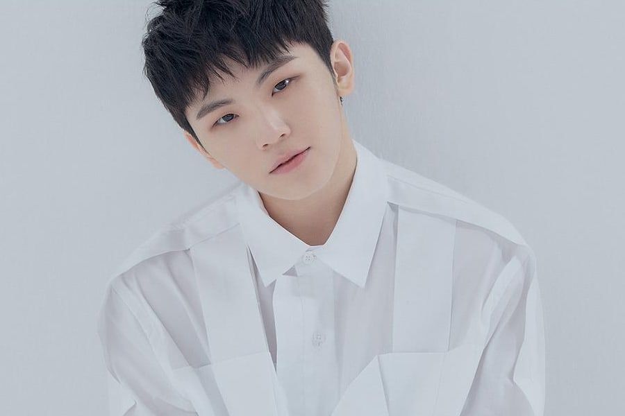ACaratsOde's tweet photo. I just woke up but Carats, how are we feeling about Ruby? I only saw the thumbnail but I just know Jihoon released a masterpiece!! Let us know what you're feeling below! ~ 🌸

#WOOZI #우지
#Ruby #루비
#강렬한_이끌림_우지_Ruby #우지_믹스테잎_루비_6시
#WOOZI_RUBY #RUBY_ReleaseToday https://t.co/HshEaFRCfk