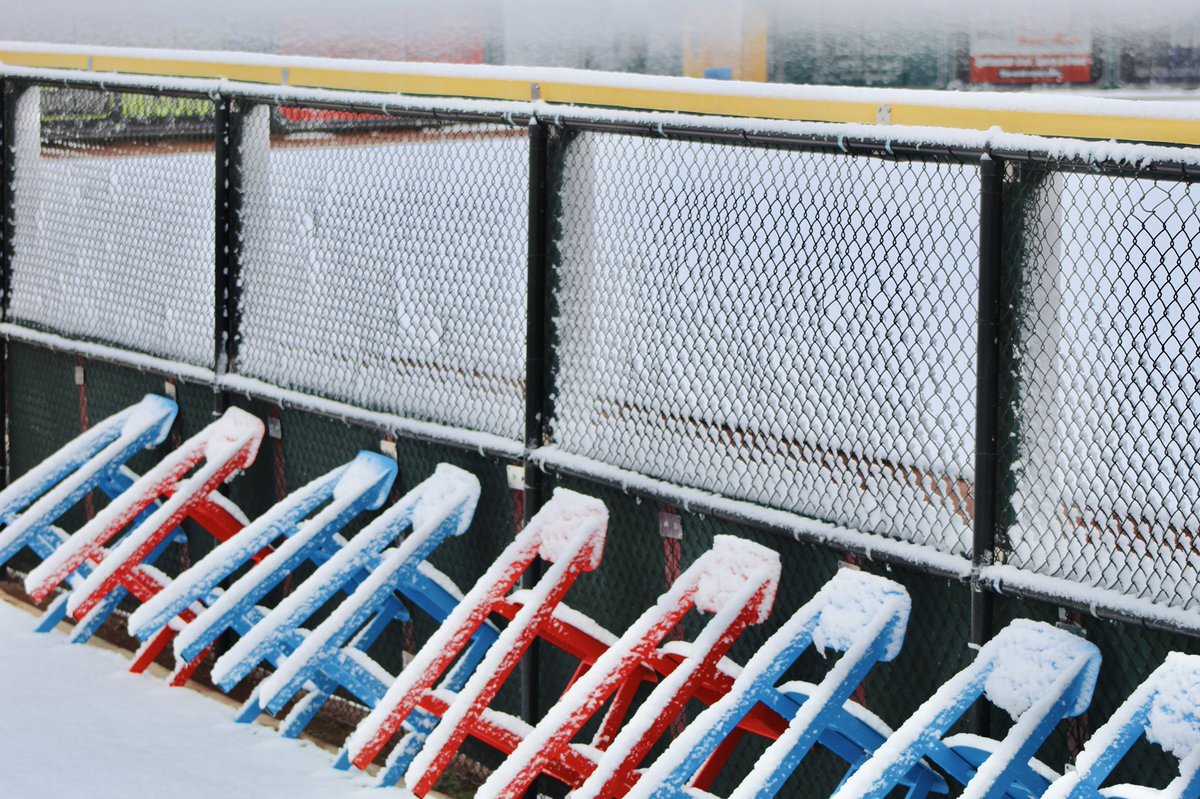 trashpandas's tweet photo. S N ⚾️ W  S H ❄️ W https://t.co/KeChF1QFA4