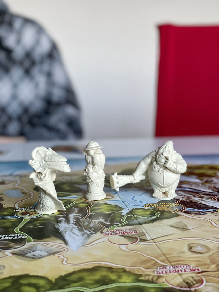 5mpj's tweet photo. Let’s go to Isla Dorada #juegosdemesa #boardgames #5mpj https://t.co/f5do4ObUGV