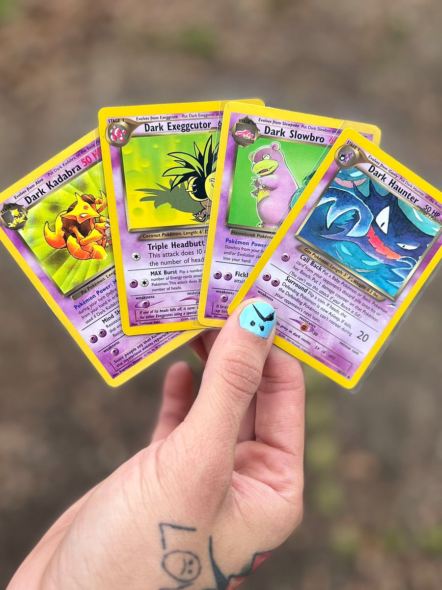 TokyoPitBuLL's tweet photo. A few cards to start off the week :)

-Retweet this tweet if you want these cards.

Will pick a winner Thursday 1/6 🖤 https://t.co/zGq2EDdPIA