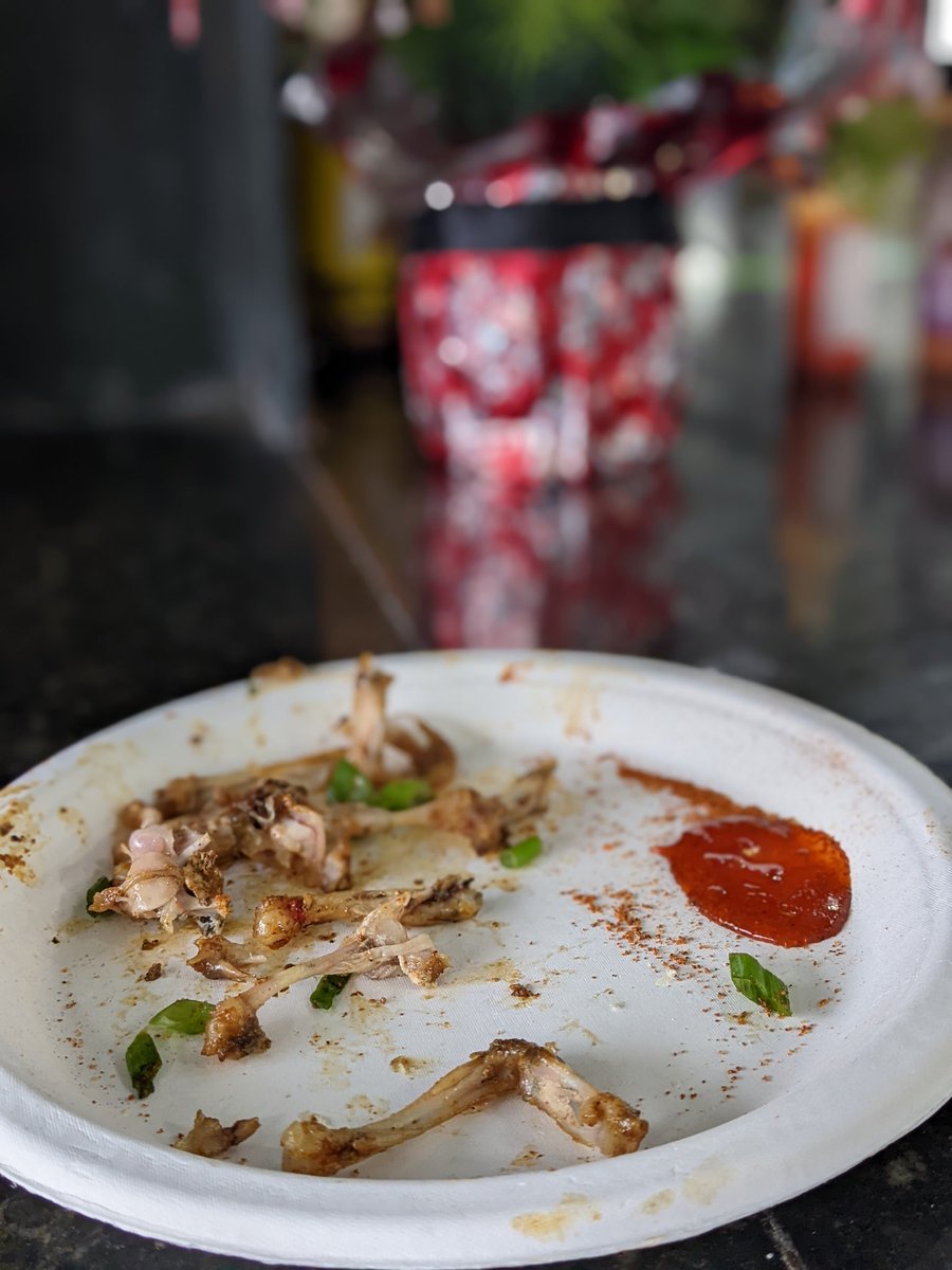 GatorOnTheGo's tweet photo. Yesterday Mr. @brafglover and I had an amazing day! Started with some sautéed Cajun frog legs in the old French market (sorry Kermit), a cooking demo with Vivian at @NOCookingSchool, and a Voodoo history tour with Brie! @AvocadoGators #gatoronthego #avocadoedpisthebest https://t.co/qrlAJQeNeP