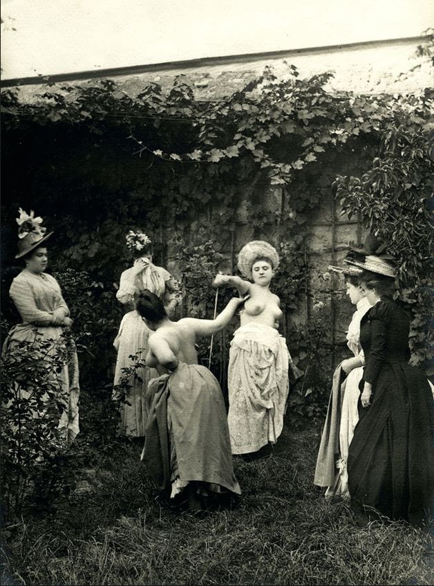 A French photograph depicting the famous 1892 duel of Countess Anastasia Kielmannsegg & Princess Pauline von Metternich, who fell out over flower arranging. In the real duel, both women wore corsets, but images of topless women fencing have been popular since the 18th century