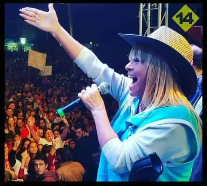 luismoro66's tweet photo. Hasta la Victoria... Siempre..!! https://t.co/LtT1bhS6jg