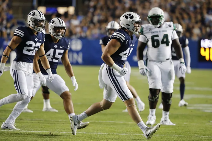 zach_barnett's tweet photo. BYU has the best uniforms in college football, full stop. Go ahead and @ me, I'm right.

https://t.co/aBhCLfNBHG https://t.co/Mo3Nx9HdLd