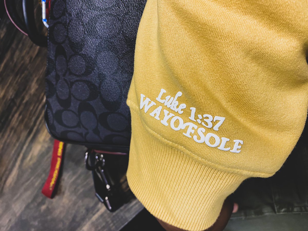 wayofsole's tweet photo. For with God nothing shall be impossible 🐼🦋 https://t.co/YuK8Wv8bhv