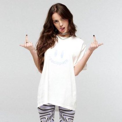 rueliviathinker's tweet photo. — 🖕. https://t.co/O2zY03Bggg