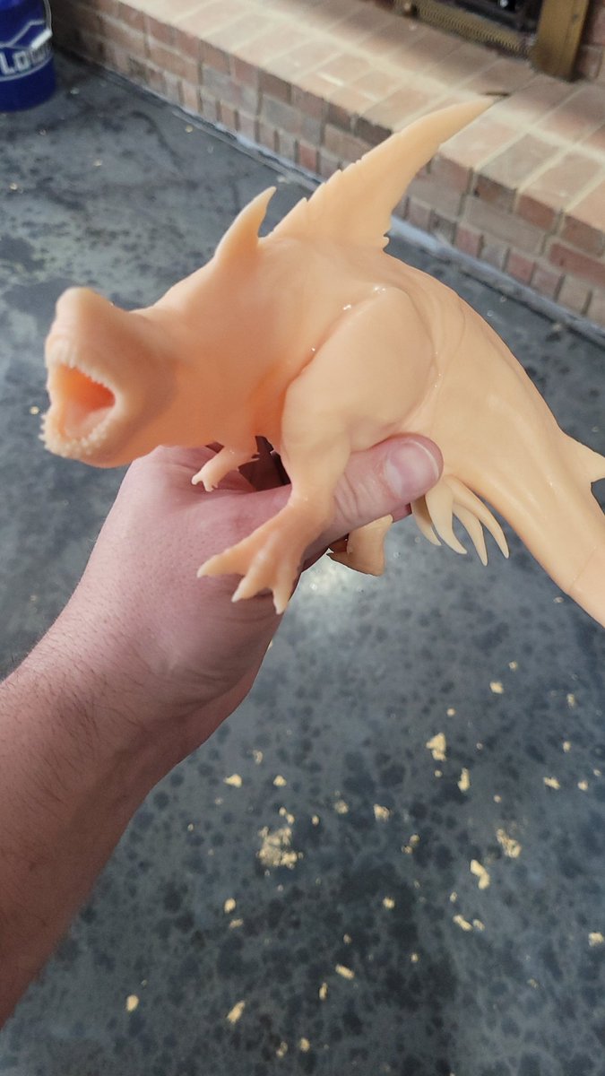 BrandonSMiller's tweet photo. @therealrogden Nice! I 3D printed a Sharkasaurus Rex. https://t.co/5KhUQq65MM