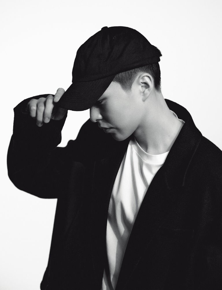 HourlyXiuminn's tweet photo. #시우민 #XIUMIN @weareoneEXO https://t.co/eEOj4amH08