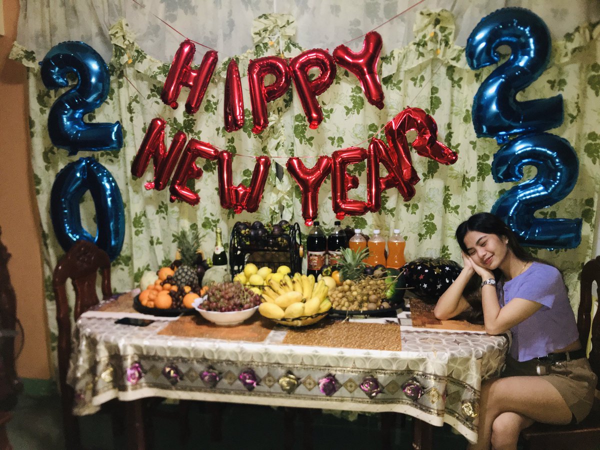 Preynces's tweet photo. Welcome 2022! 💜 https://t.co/NnV8XFl3oR