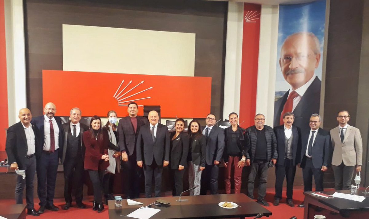 gariphocaCHP's tweet photo. 2022 yılının ilk YDK toplantısını gerçekleştirdik. Alınan kararlar partimize hayırlı olsun. Örgütün hukuku her şeyin üzerindedir. https://t.co/5C434akfSv