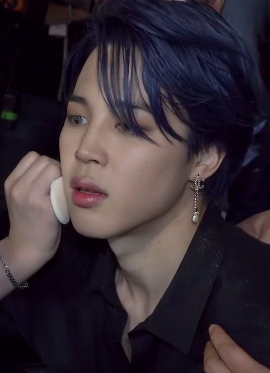 Black Swan Jimin is art 🤌