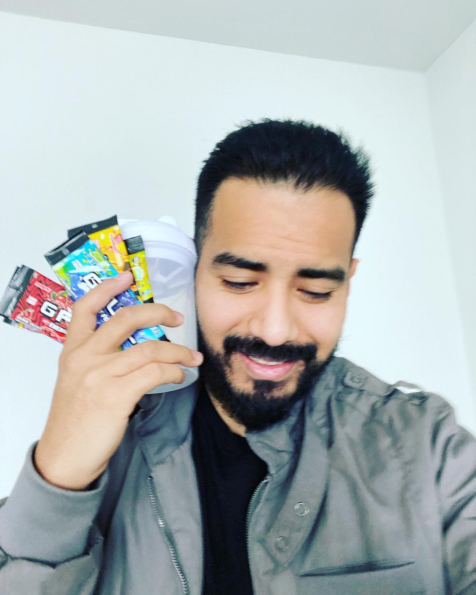 won my first giveaway on twitch. thanks <a href="/AveryJeanTV/">Avery Jean</a> and @j_moneyy123 for the good vibes. @gfuelenergy 
_
#gfuel #gfuelenergy